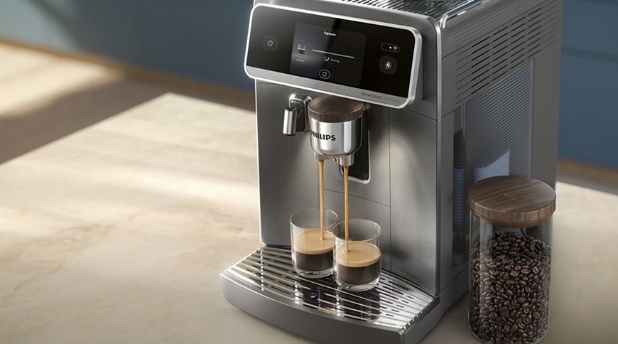 Automatický kávovar Philips 8000 Series LatteGo Pro EP8757/92 sivý Automatický kávovar Philips EP8757/92 pripravuje dve espressá súčasne a vďaka modernému dotykovému displeju aj keramickému mlynčeku ponúka rýchlu a pohodlnú prípravu čerstvej kávy z celých zŕn.