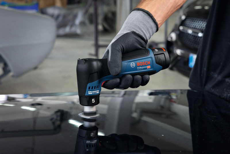 Excentrická leštička Bosch Professional GEX 12V-32 (bez baterie) Leštička sa môže pochváliť vysokým výkonom vďaka 12V účinnému systému Bosch a bezuhlíkovému motoru.
