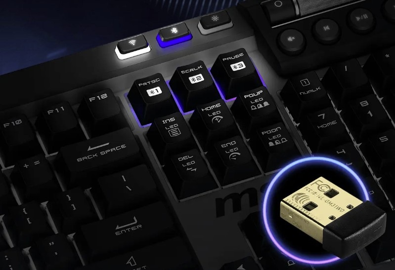Klávesnica MSI Strike Pro Wireless Silent, CZ layout čierna Detail prepínačov pripojenia na MSI Strike Pro Wireless Silent
