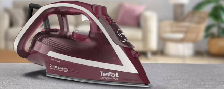 Žehlička Tefal Ultragliss Plus FV6820E0