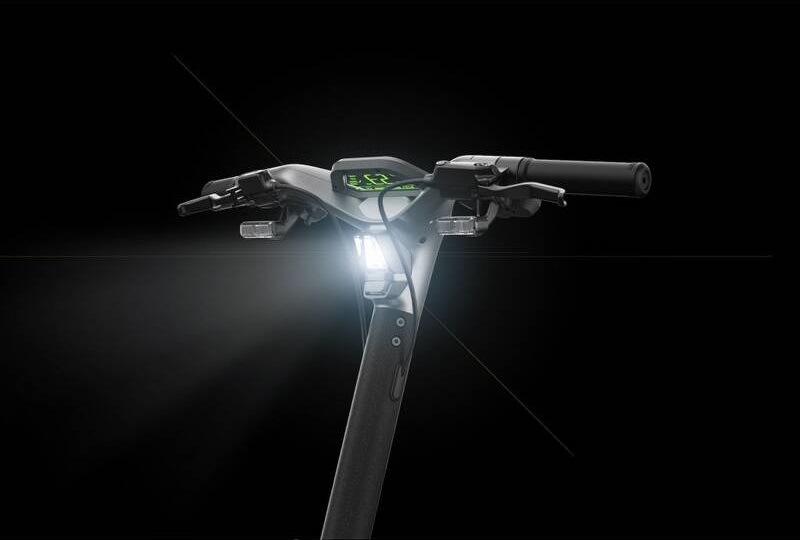 Elektrická kolobežka Segway SuperScooter GT2 Elektrická kolobežka Segway SuperScooter GT2