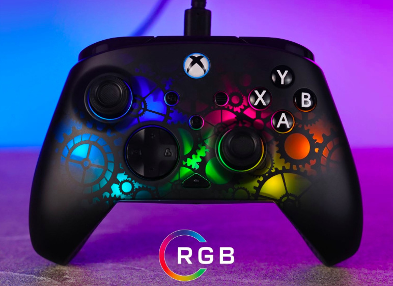 Gamepad Turtle Beach Afterglow Ignite Wired RGB Time Machine, XBOX X/S, XBOX One, PC čierny Gamepad Turtle Beach Afterglow Ignite so 7-zónovým RGB osvetlením v hernom prostredí
