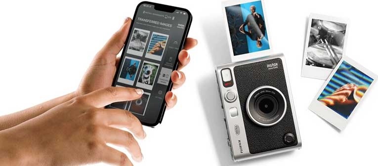 Instantný fotoaparát Fujifilm Instax mini EVO ružový Fujifilm Instax mini EVO (USB-C), čierna