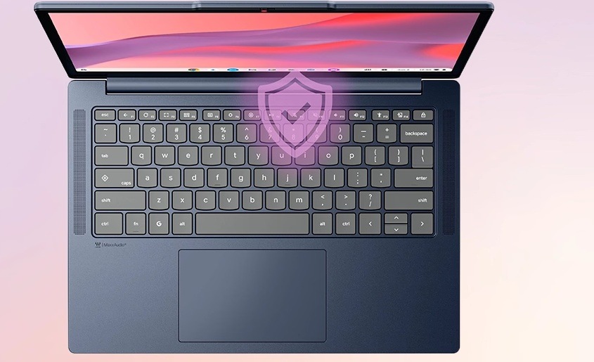 Pohľad zhora na klávesnici a touchpad Lenovo Chromebooku s grafickým symbolom štítu