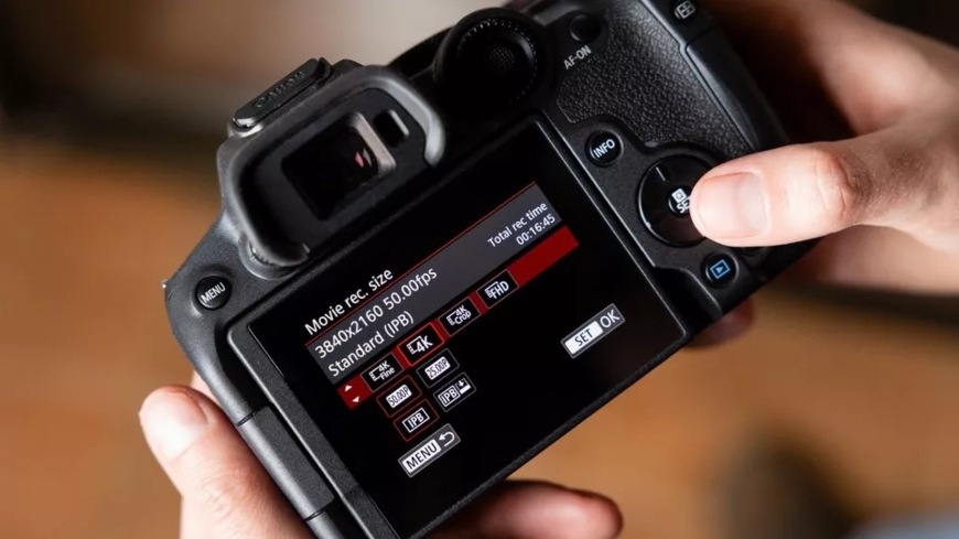 Digitálny fotoaparát Canon EOS R7 + RF-S 18-150 IS STM čierny Canon EOS R7, čierna