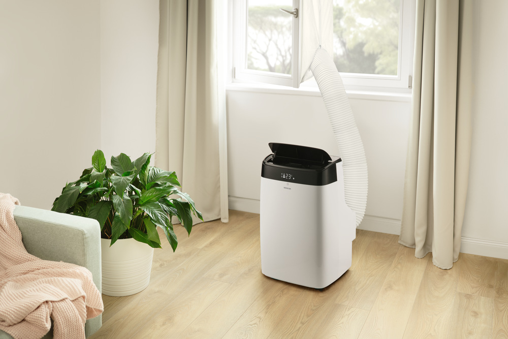 Mobilná klimatizácia Sencor SAC MT9040C v obývacej izbe