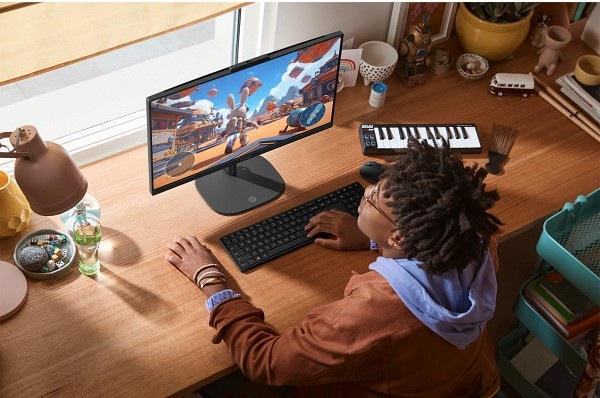 PC all in-one HP + Game Pass predplatné na 2 mesiace modrý Počítač All In One HP OmniStudio obsahuje 23,8" dotykový IPS displej