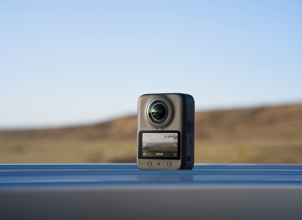 Outdoorová kamera DJI Osmo 360 Adventure Combo Sky View Bundle čierna