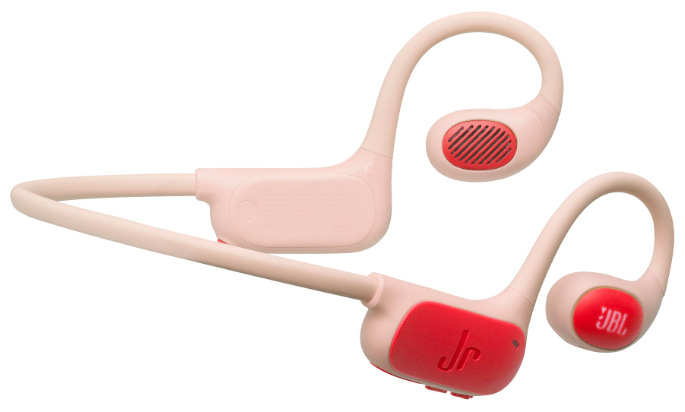 Detail uchytenia za ucho a zvukového výdychu detských slúchadiel JBL Junior FREE