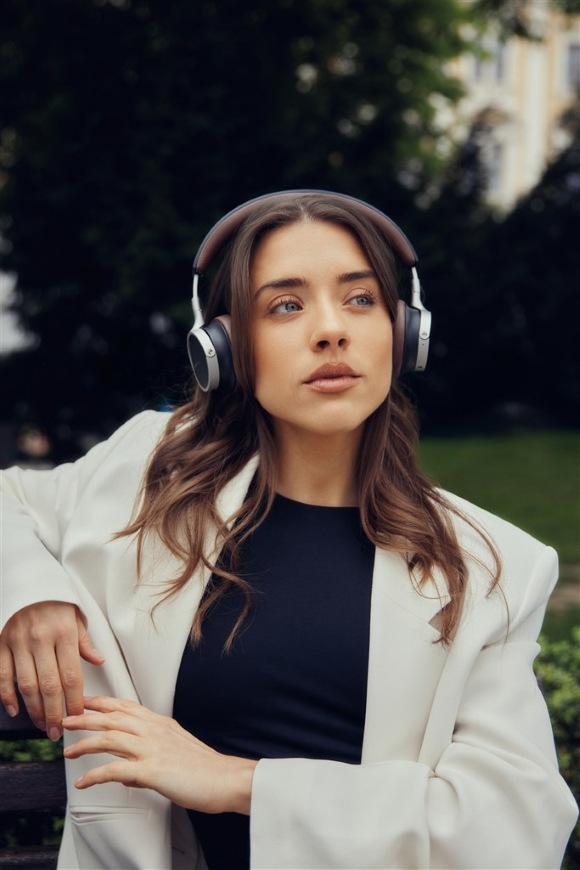 Beyerdynamic AVENTHO 100, hnedá