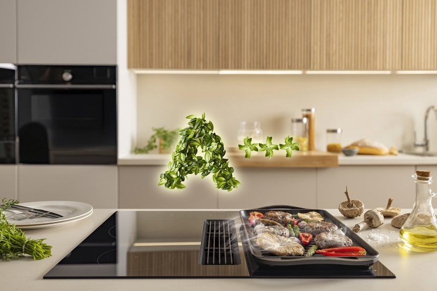 Indukčné varné dosky s odsávaním Gorenje G600 GEH8432BSCWF čierna Indukčná varná doska Gorenje GEH8432BSCWF so zabudovaným odsávaním pár, čierna, Veľmi úsporná energetická trieda A+++