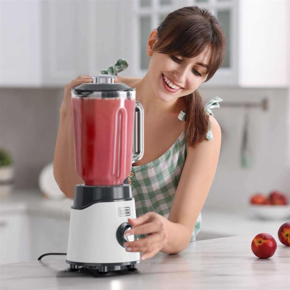 Stolný mixér Black+Decker BXJB1002E biely Stolný mixér Black+Decker BXJB1002E