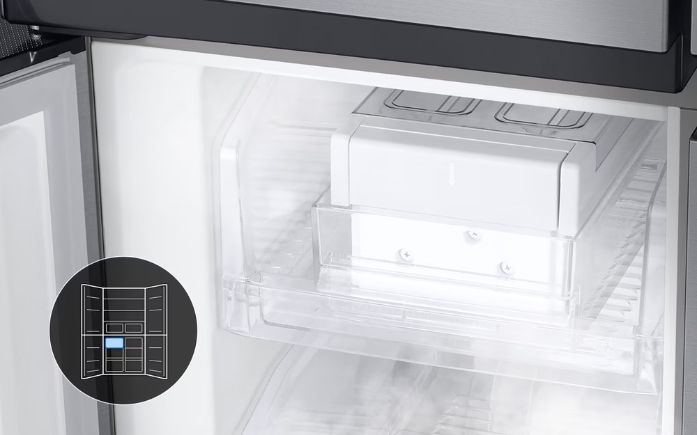 Americká chladnička Samsung RF48A400EB4/EO čierna Americká chladnička Samsung RF48A400EB4/EO - detail mrazničky s výrobníkom ľadu