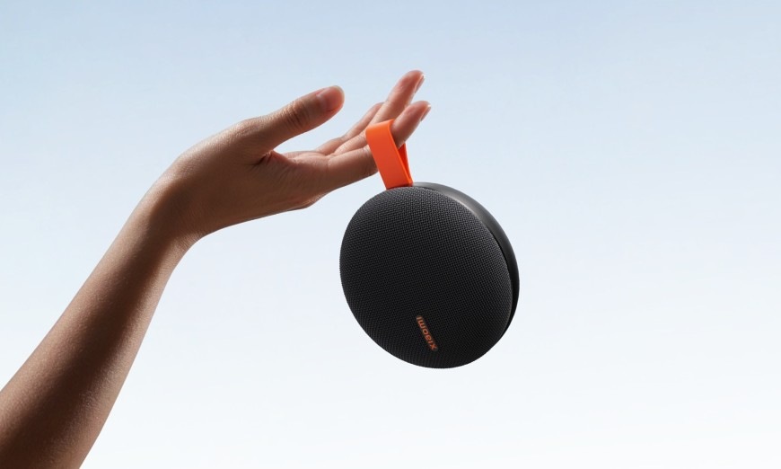 Prenosný reproduktor Xiaomi Bluetooth Speaker Essential čierny Prenosný reproduktor Xiaomi Bluetooth Speaker Essential sa zmestí do dlane