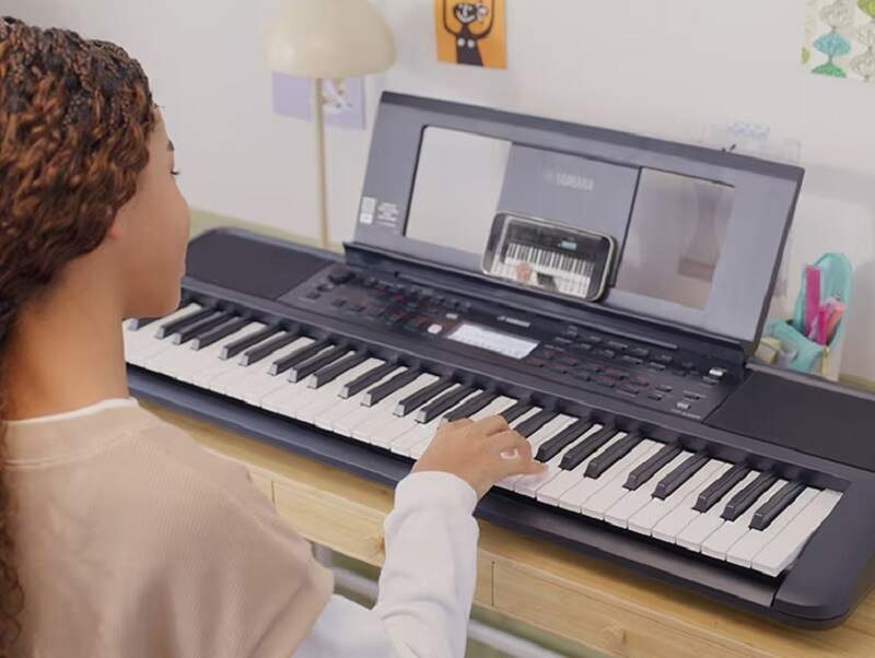Elektronické klávesy Yamaha YPT-380 Elektronické klávesy Yamaha YPT-380