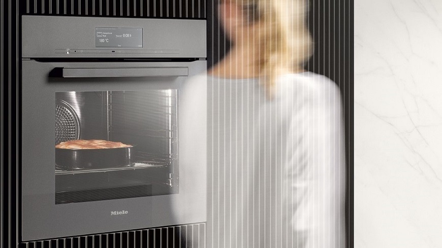 Rúra Miele H 2467 B čierna Rúra Miele H 2467 B čierna