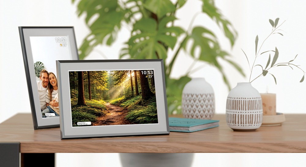 Elektronický fotorámček NAVITEL FR101 PRO čierny Elektronický fotorámček NAVITEL FR101 PRO čierny