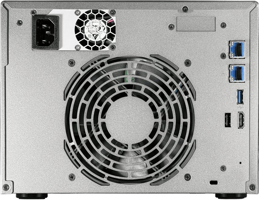 Zadná strana šesťpozicového NAS Asustor Lockerstor. Vľavo hore je napájací konektor a malý ventilátor, uprostred veľký kruhový ventilátor, vpravo dva modré LAN porty, USB porty, HDMI a ďalšie servisné otvory.