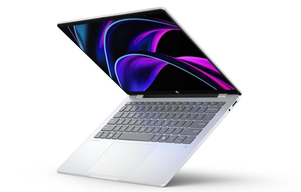 Notebook HP OmniBook 5 NG AI PC 14-he0002nc + Game Pass predplatné na 3 mesiace strieborný Notebook HP OmniBook 5 NG AI PC 14-he0000nc otvorený a natočený doľava