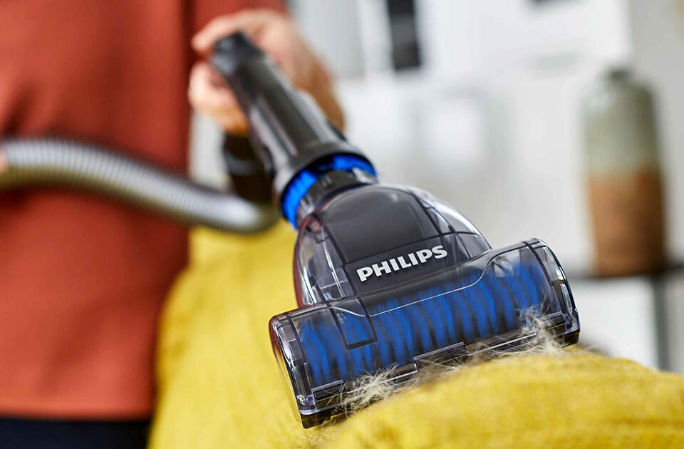Podlahový vysávač Philips 7000 Series FC9747/09 čierny Mini turbo kefa