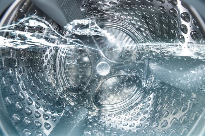 Práčka/sušička Indesit BDE 96436 EWSV EE, biela, Water Balance Plus