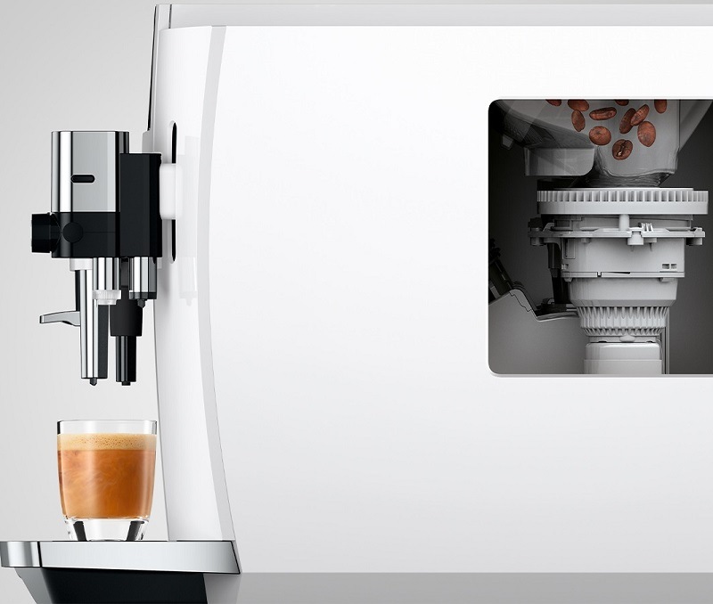 Automatický kávovar Jura E8 Piano White (modelový rok 2025) biely Automatický kávovar Jura E8 Piano White (modelový rok 2025) biely