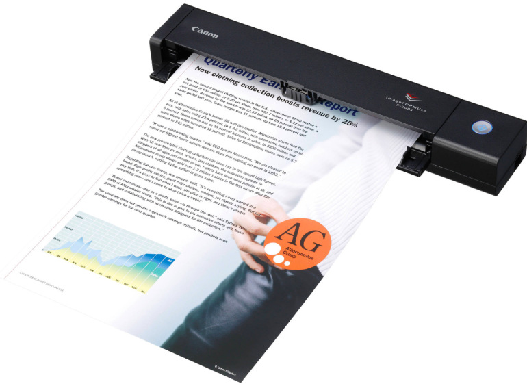 Canon imageFORMULA P-208II skenuje dokument vo formáte A4 s grafmi a textom v reálnom čase