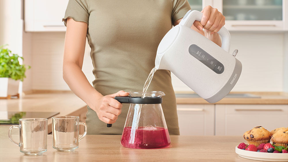 Rýchlovarná kanvica Sencor SWK 1738WH, 1,7 l biela Voda ohriata za okamih