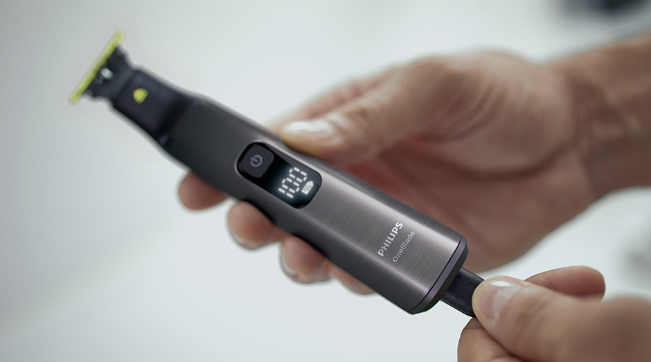 Zastrihávač fúzov Philips OneBlade Pro 360 QP6651/61