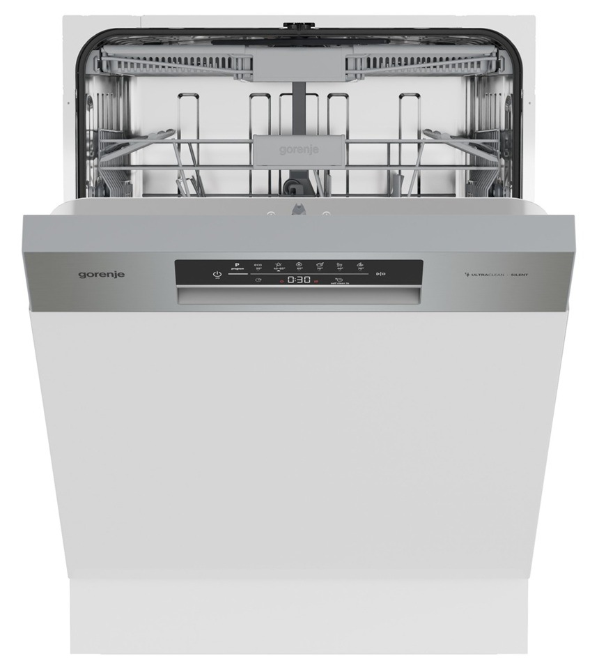 Predný pohľad na vstavanú umývačku Gorenje GI643C90X s pootvorenými dvierkami.