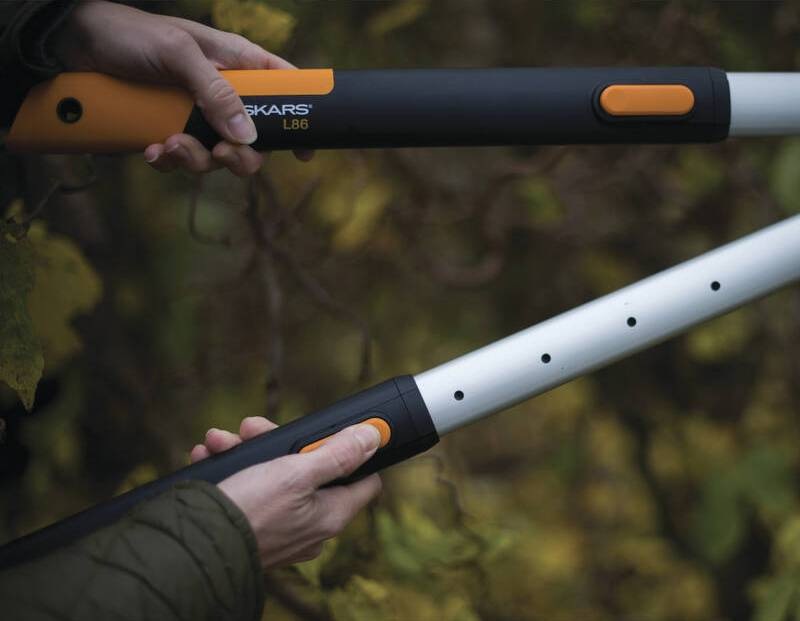Nožnice na živý plot Fiskars SmartFit A000009012 teleskopické HS86
