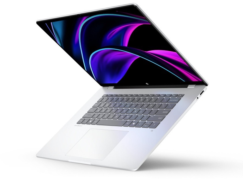 Notebook HP OmniBook 5 NG AI PC 16-bf0002nc + Game Pass predplatné na 3 mesiace strieborný Notebook HP OmniBook 5 NG AI PC 16-bf0000nc otvorený a natočený doľava