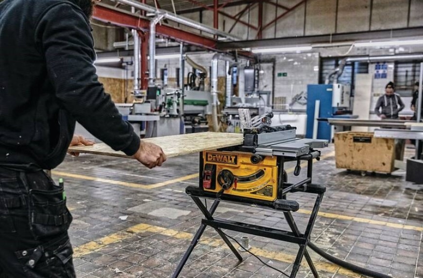Píla stolná Dewalt DWE7492 Stolová píla Dewalt DWE7492-QS