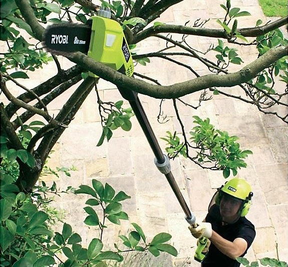 Odvetvovač Ryobi ONE+ OPP1820 (bez baterie) Odvetvovač Ryobi ONE+ OPP1820 (bez baterie)