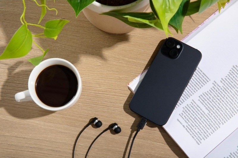 Slúchadlá Sennheiser CX80U čierna Telefón s pripojenými drôtovými slúchadlami Sennheiser CX80U
