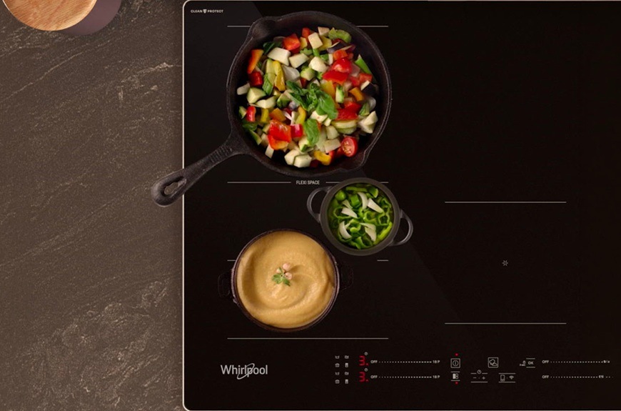 Indukčné varné dosky s odsávaním Whirlpool MWVH62KBM MattProtect čierna Detail obrázku dosky s nastavením FlexiSpace.