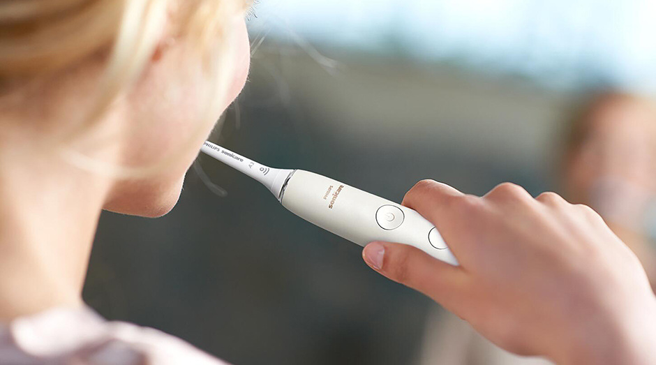 Zubná kefka Philips Sonicare 9000 DiamondClean HX9911/19 biela Zubná kefka Philips Sonicare 9000 DiamondClean HX9911/19 biela