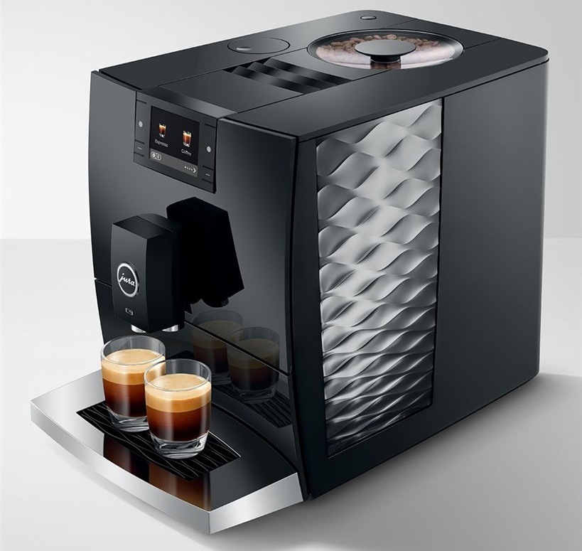 Automatický kávovar Jura C9 Piano Black čierny Automatický kávovar Jura C9 Piano Black pripravuje dva poháre s kávou