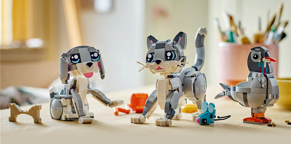Stavebnica LEGO® Creator 3 v 1 31163 Hravá kočka Pohyblivé časti všetkých troch zvieratiek umožňujú deťom meniť ich polohy a vymýšľať vlastné scény.