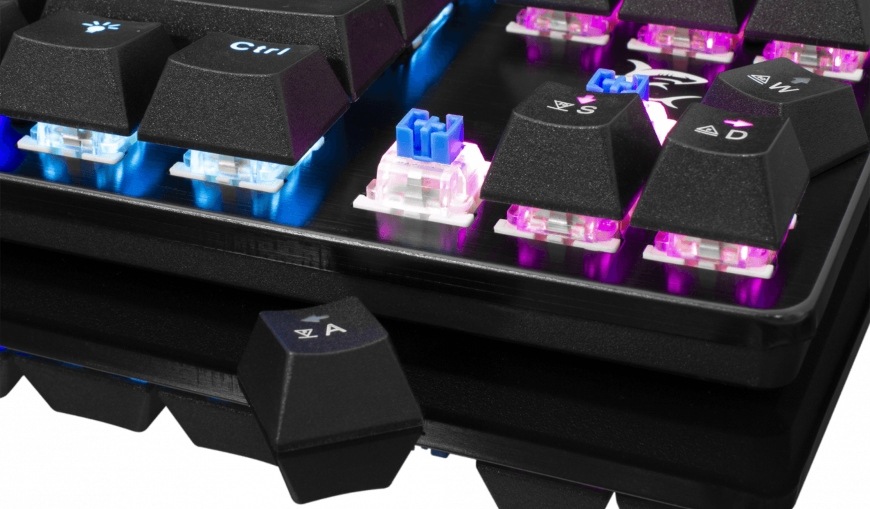 Klávesnica White Shark SPARTAN, US layout, Blue Switch čierna White Shark SPARTAN, US layout, modrý switch, metal