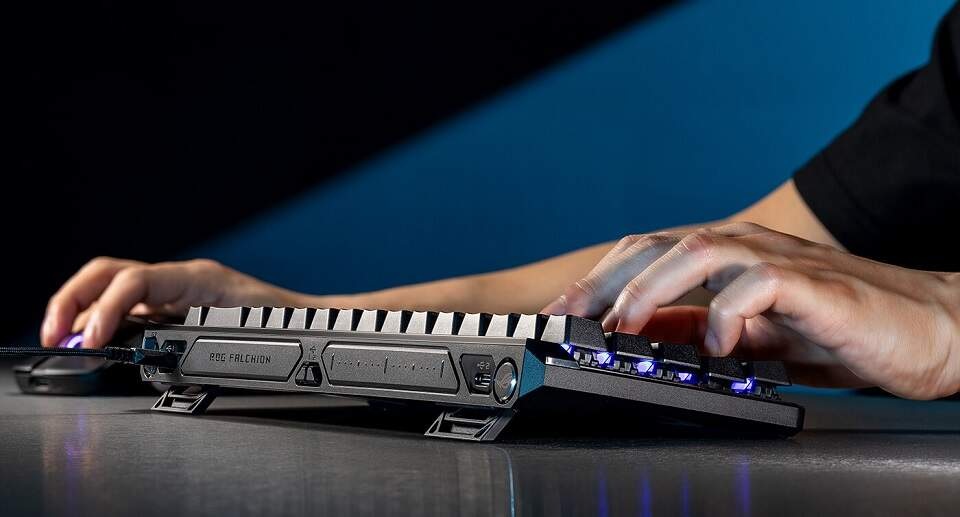Klávesnica Asus ROG Falchion Ace HFX (ROG HFX Magnetic / PBT) - US layout čierna Klávesnica Asus ROG Falchion Ace HFX (ROG HFX Magnetic / PBT) - US layout čierna