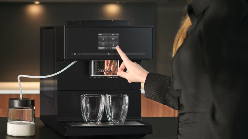 Automatický kávovar Miele CM 7350 obsidián čierny Automatický kávovar Miele CM 7350 obsidián čierny