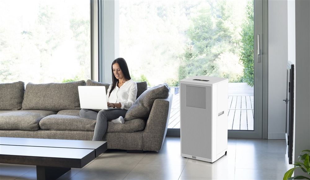Mobilná klimatizácia Black+Decker BXAC9002E sivá/biela Chladenie, odvlhčovanie, ventilátor aj automatický režim prispôsobia prevádzku aktuálnym potrebám