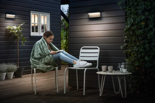 Nástenné svietidlo Philips Bustan, LED, teplá bla - antracitové Nástenné svietidlo Philips Bustan, LED, teplá bla - antracitové