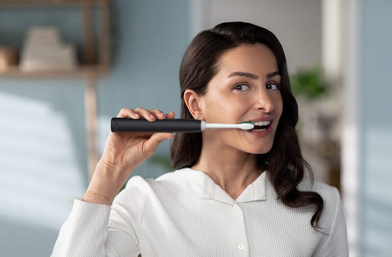 Zubná kefka Philips Sonicare 3100 HX3673/14 čierny Zubná kefka Philips Sonicare 3100 HX3673/14 čierny