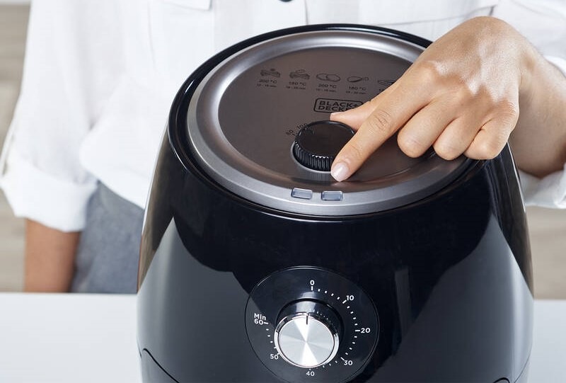 Fritéza teplovzdušná Black+Decker BXAF2500E čierna Fritéza teplovzdušná Black+Decker BXAF2500E čierna