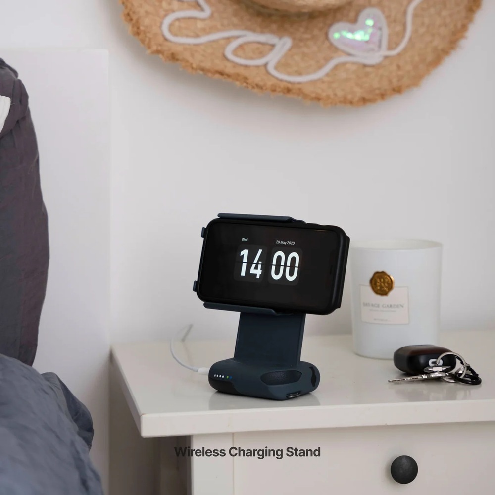 Držiak na mobil ShiftCam ProGrip Starter Kit čierny Držiak ProGrip stojaci na nočnom stolíku so smartphone