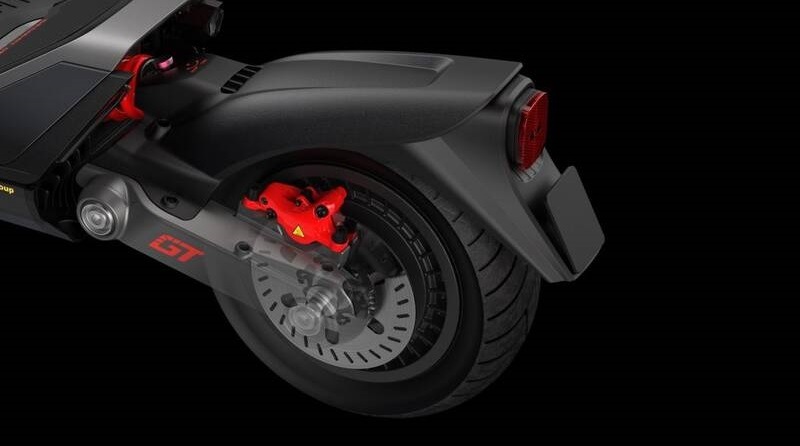 Elektrická kolobežka Segway SuperScooter GT2 Elektrická kolobežka Segway SuperScooter GT2