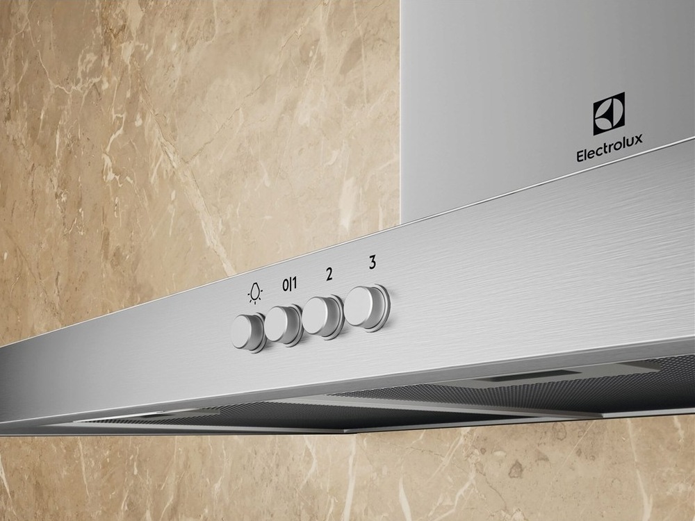 Detail na ovládací panel digestora Electrolux.