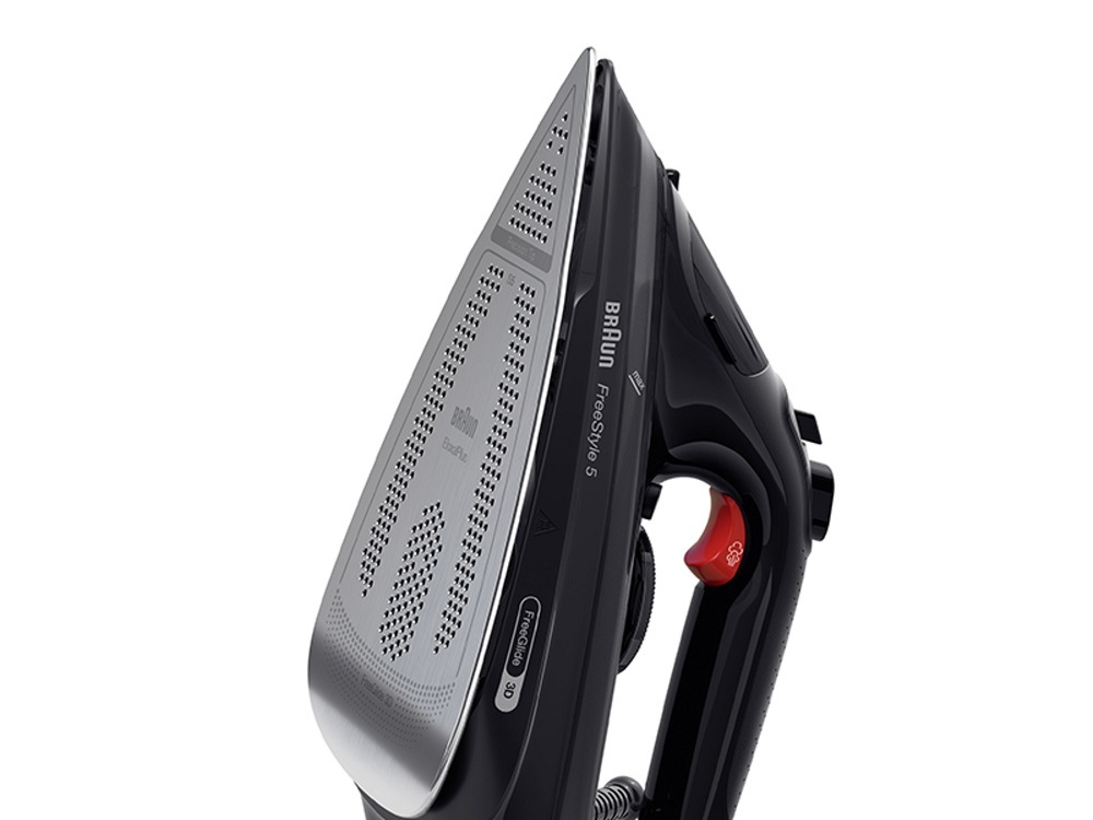 Žehlička Braun FreeStyle 5 SI5088.BK čierna